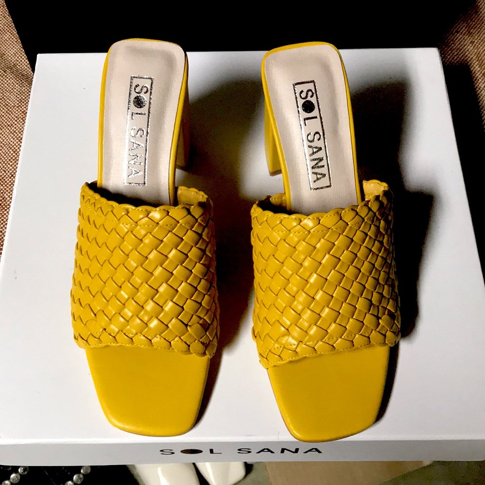 BRAND NEW SOL SANA WOVEN LEATHER HEEL